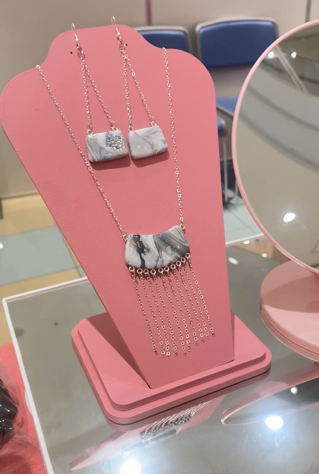 Brinco Granito Lunar Glambox