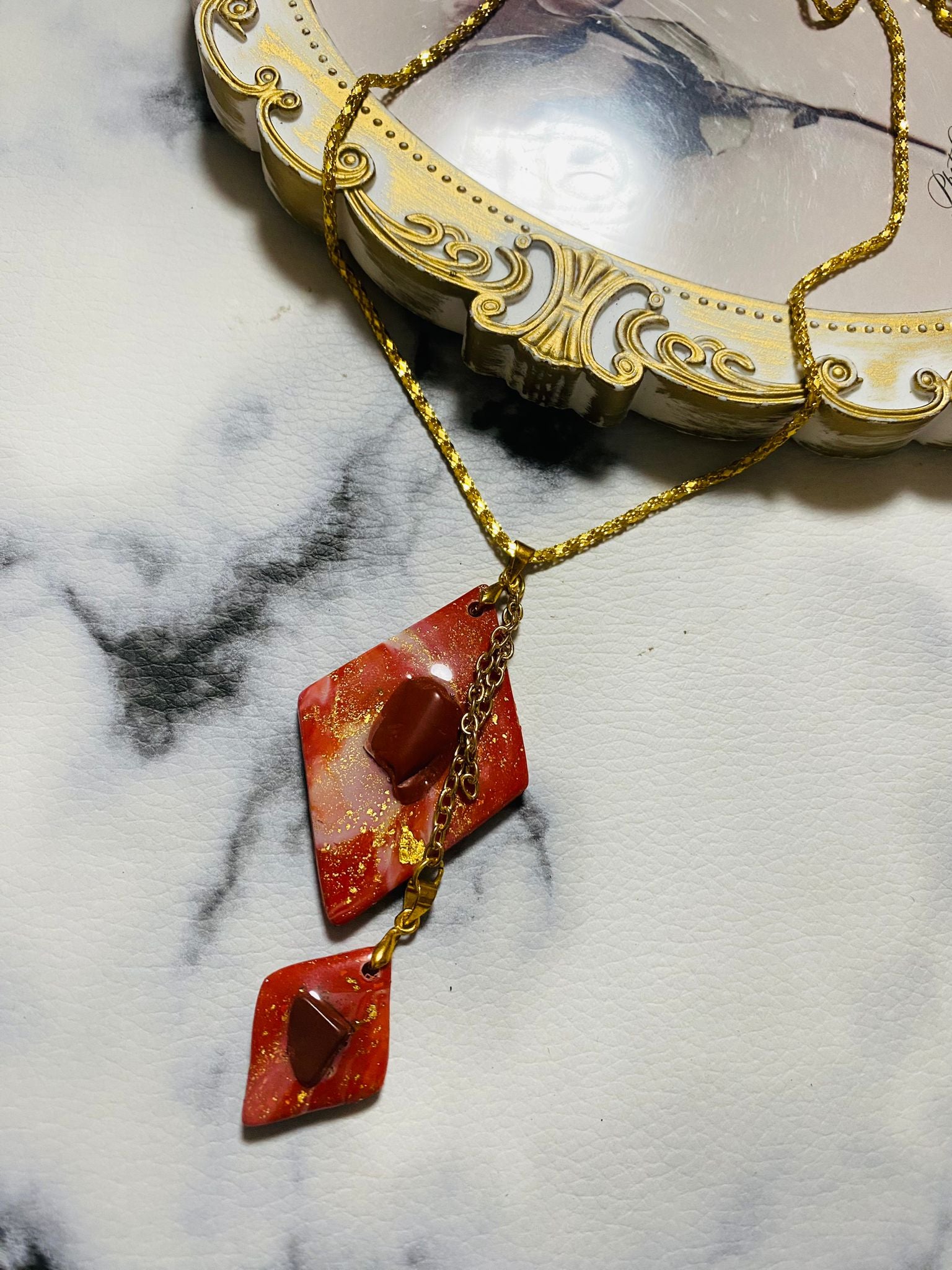 Colar De Pedra Jaspe Vermelho Glambox