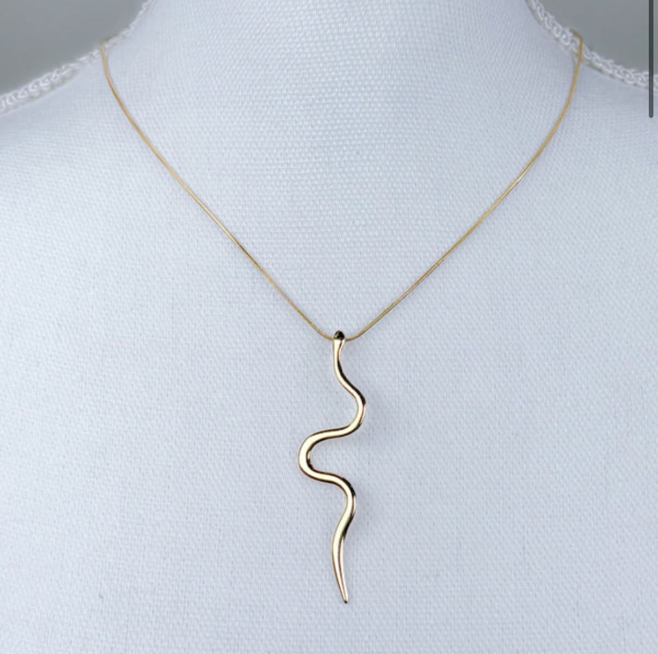 Colar Serpente Linda