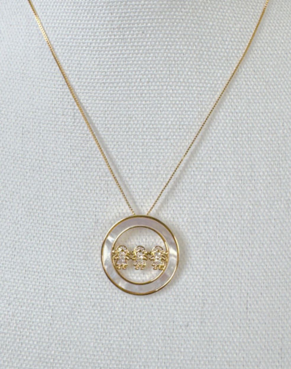 Colar Menina Cravejado Linda